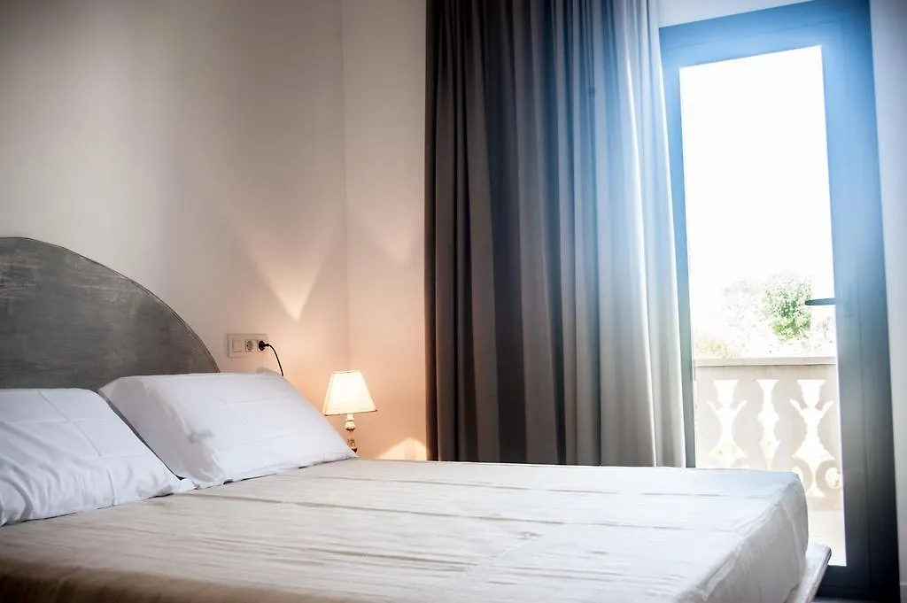 Hostal Bon Sol-1