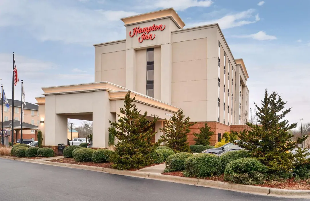 Hampton Inn Emporia-1