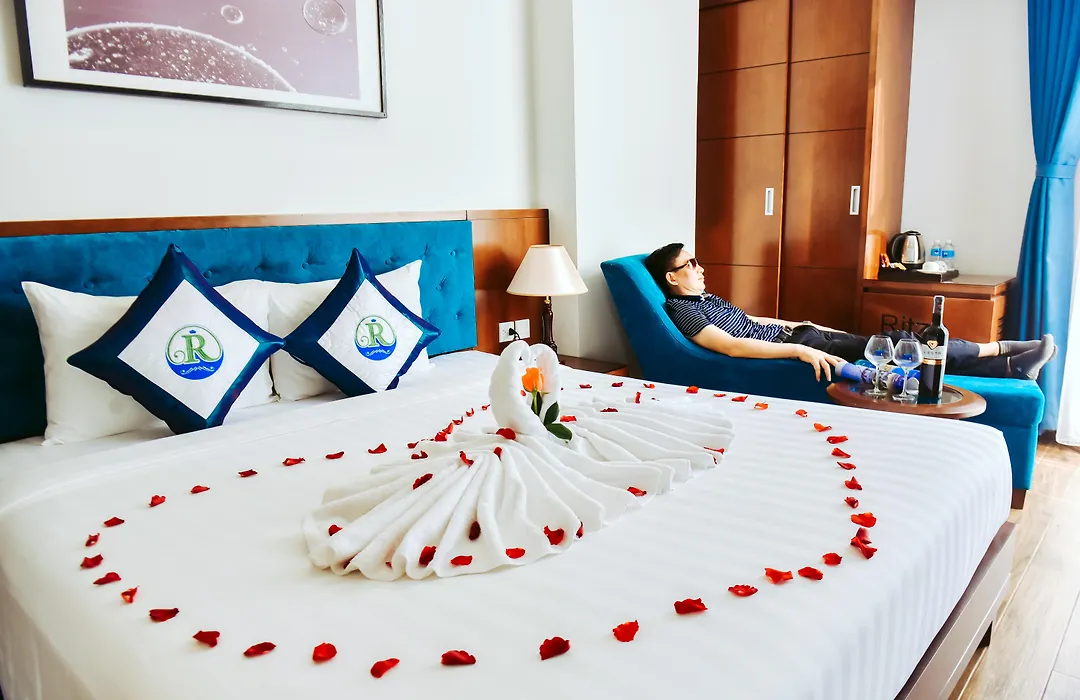 Ritzy Boutique Hotel Da Nang Beach-1