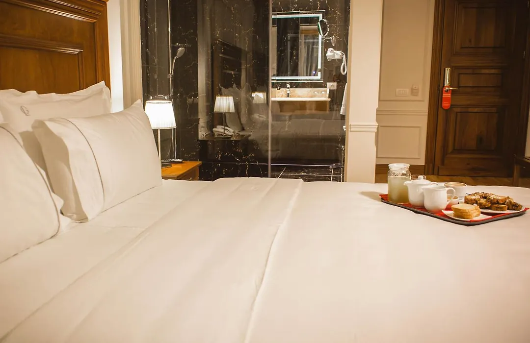 Hotel Opera-1