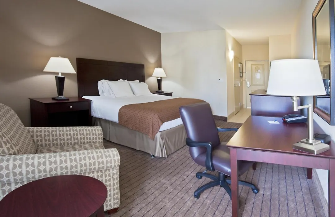Holiday Inn Express- North Palm Beach And Ihg Hotel-1