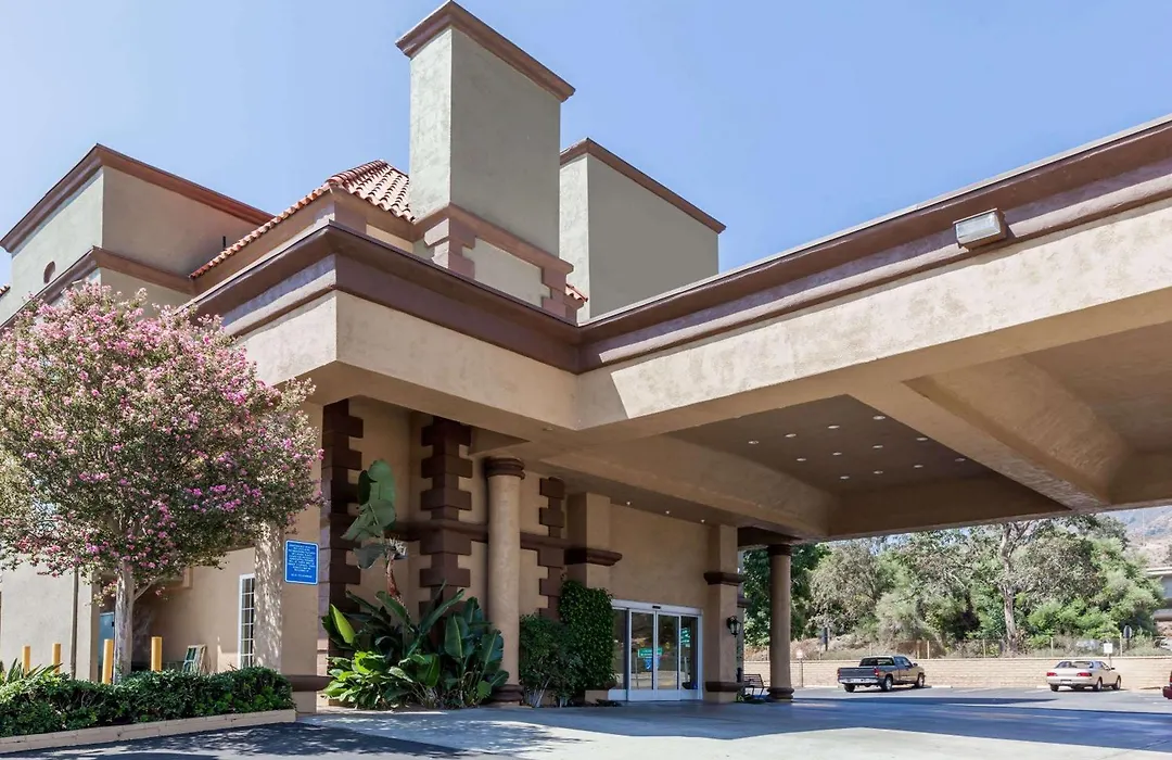 Travelodge By Wyndham Sylmar Ca-1