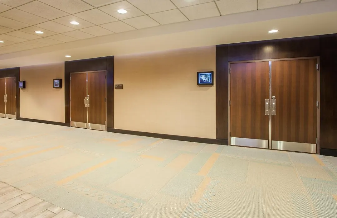 Crowne Plaza Hotel Glen Ellyn/Lombard By Ihg-1