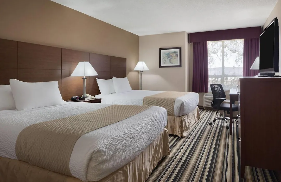 Days Inn By Wyndham Dalhousie-1