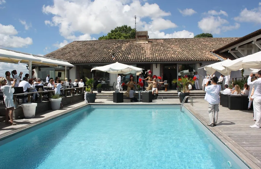 Logis Hotel Restaurant La Citadelle-1