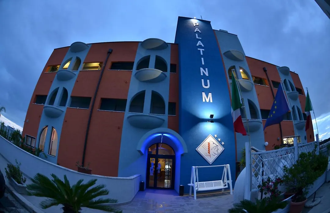 Hotel Palatinum-1