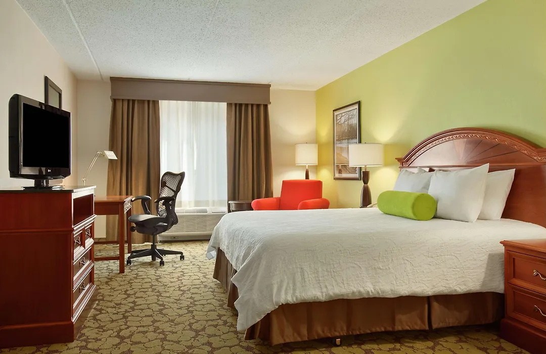 Hilton Garden Inn Islip/Macarthur Airport-1