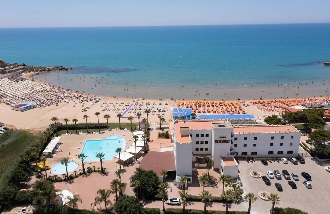 Hotel Baia D'Oro-1