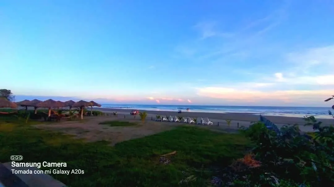 Sambo Mambo Beach Hotel-1