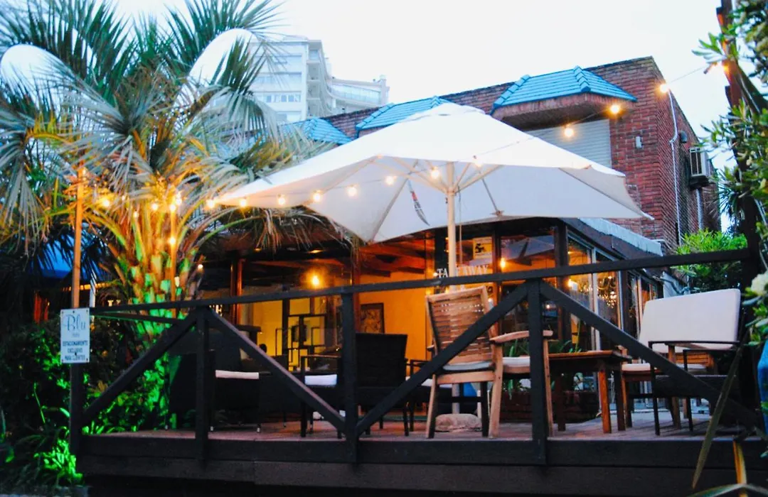 Blu Inn-1