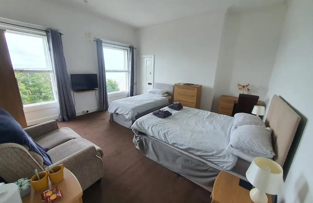 Highlander Hotel-1