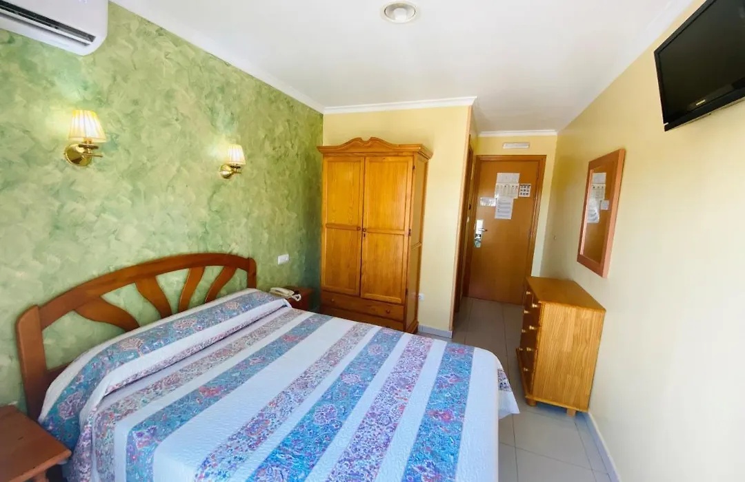Hostal L'Anfora-1
