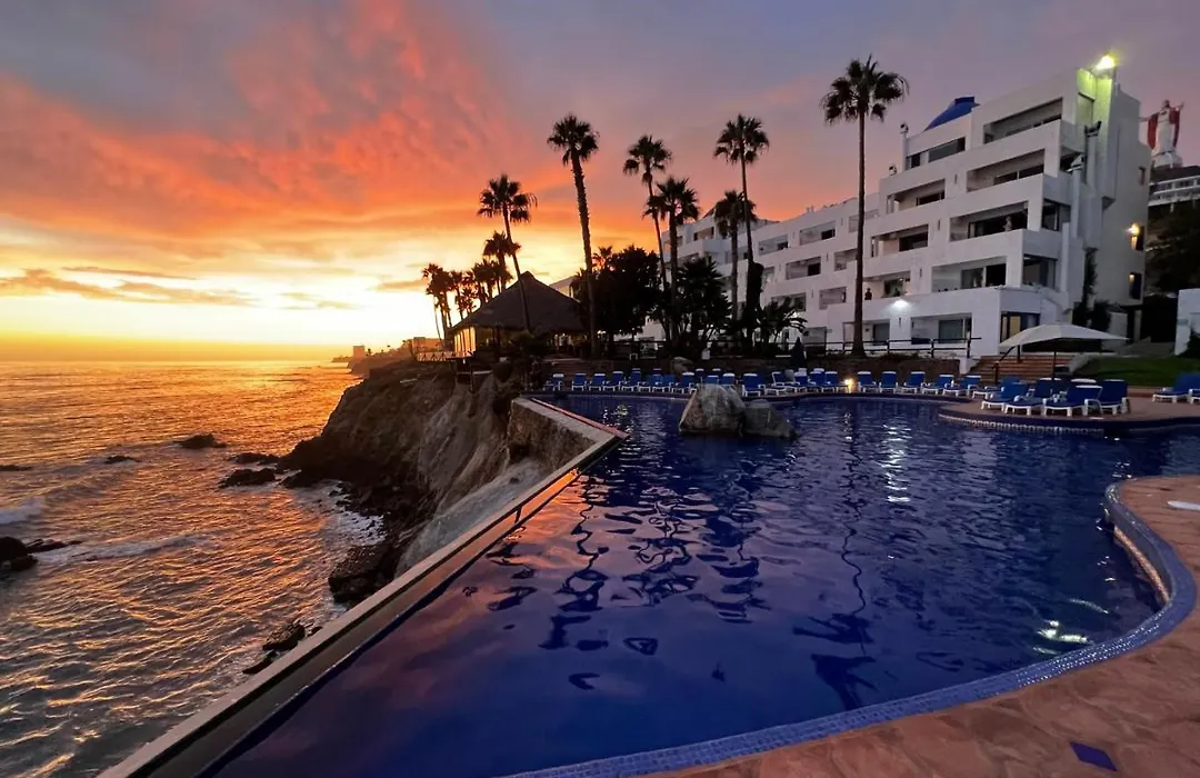 Las Rocas Resort&Spa-1