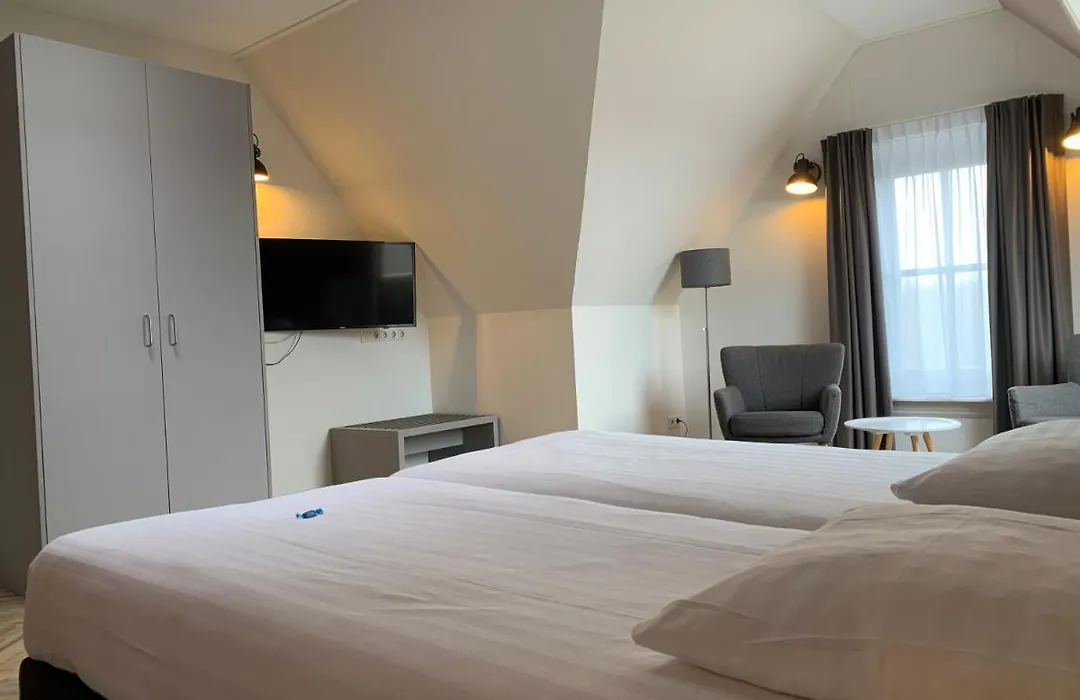 Hotel In Den Brouwery-1
