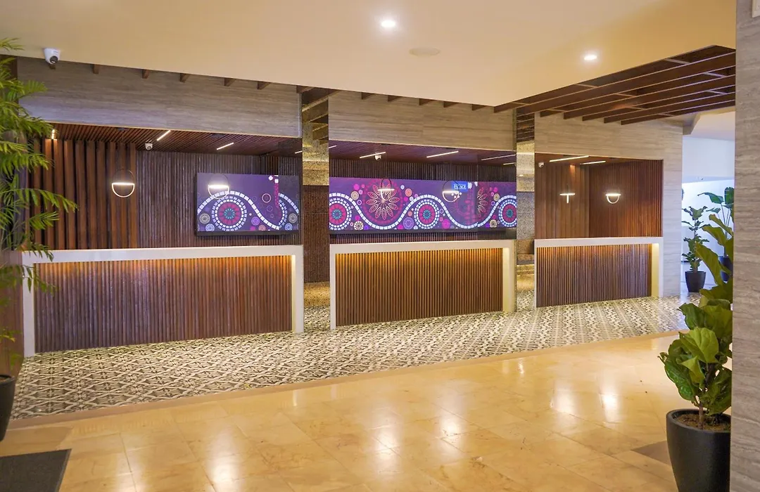 Pacific Palace Beach Tower Hotel-1
