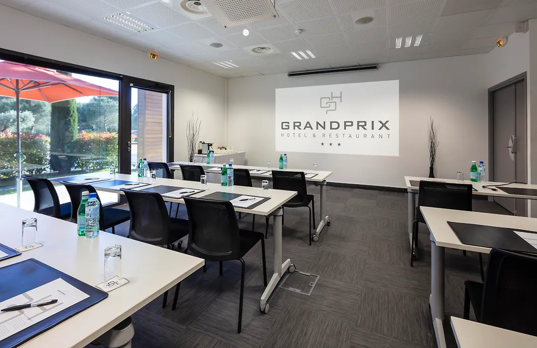 Grand Prix Hotel & Restaurant-1