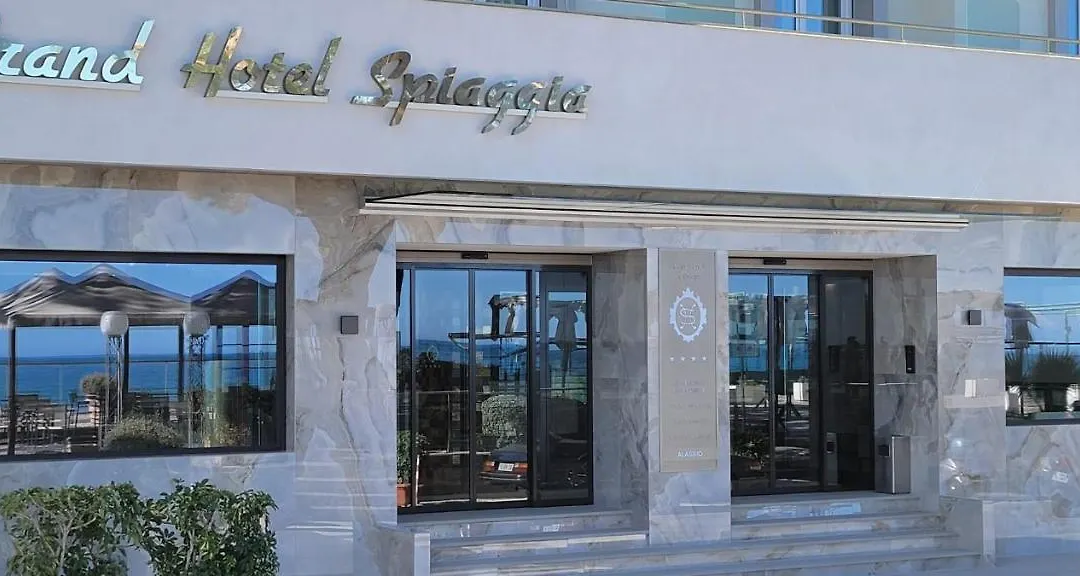 Grand Hotel Spiaggia-1