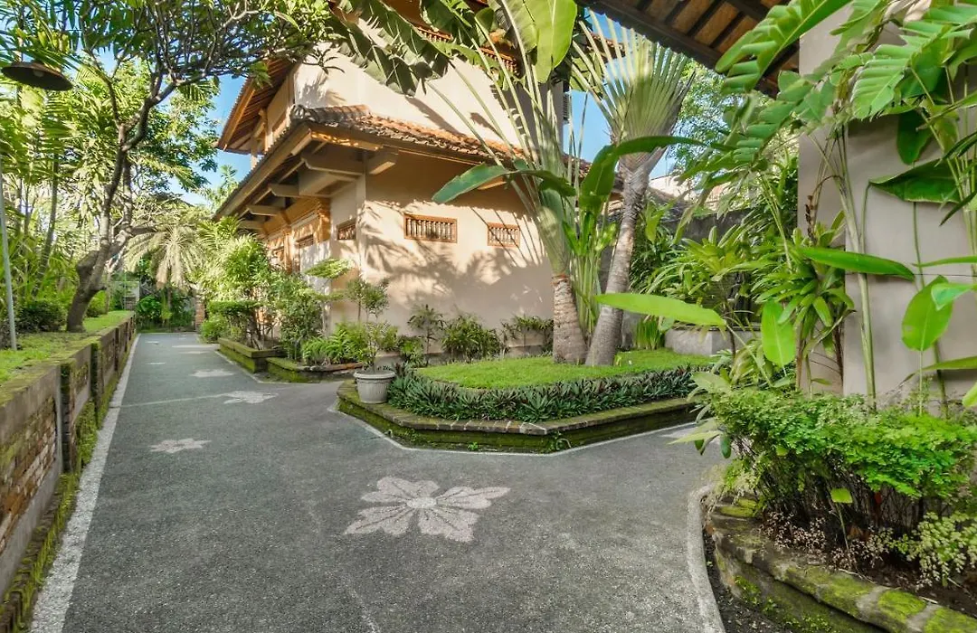 Cafe Wayan Cottages Senggigi-1