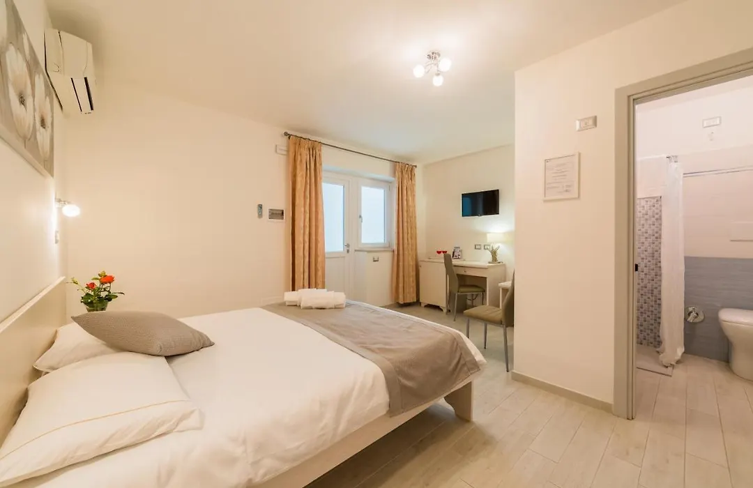 Hotel Corallo Circeo-1