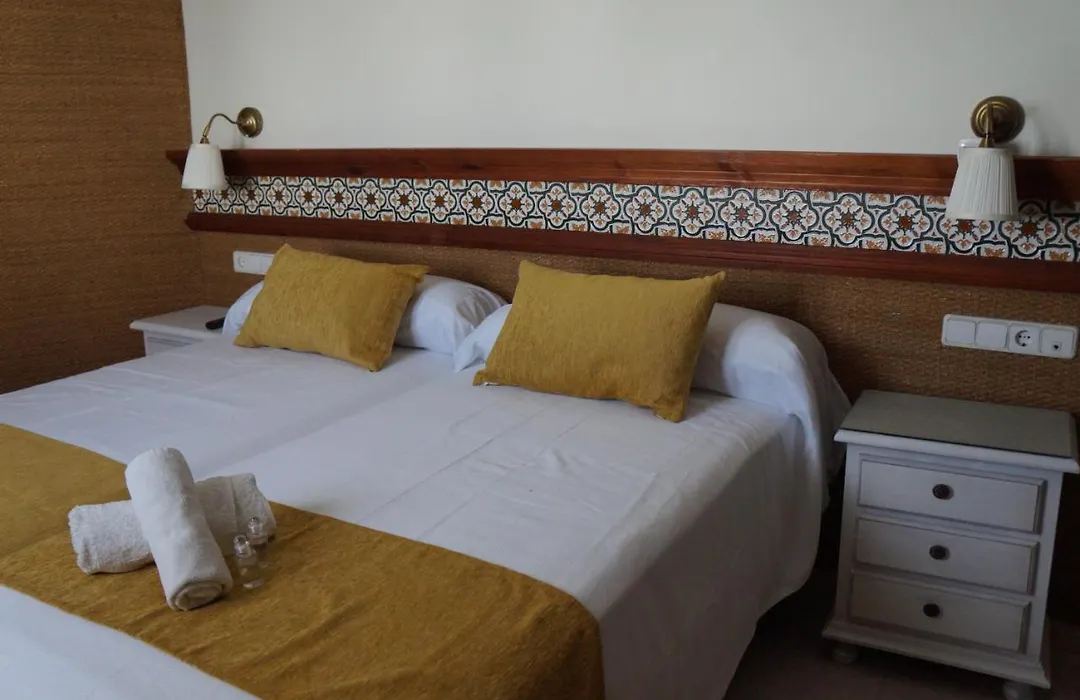 Hostal La Conileña-1
