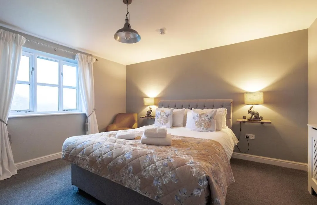 White Hart Inn-1