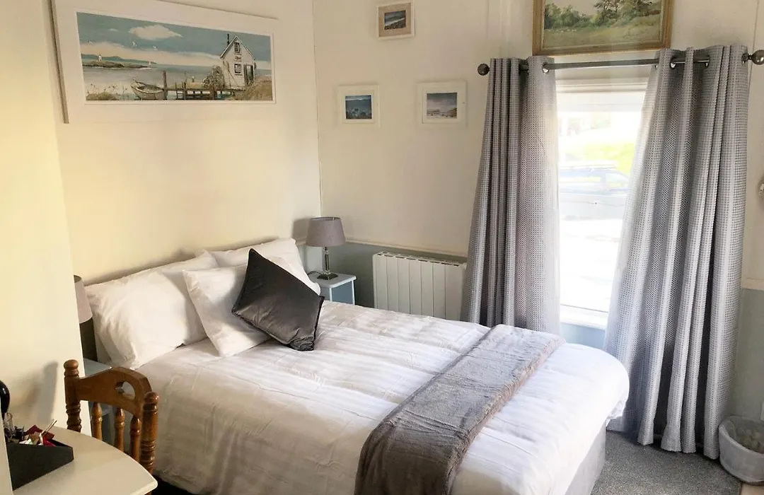 Westend Bar & Select Accommodation-1