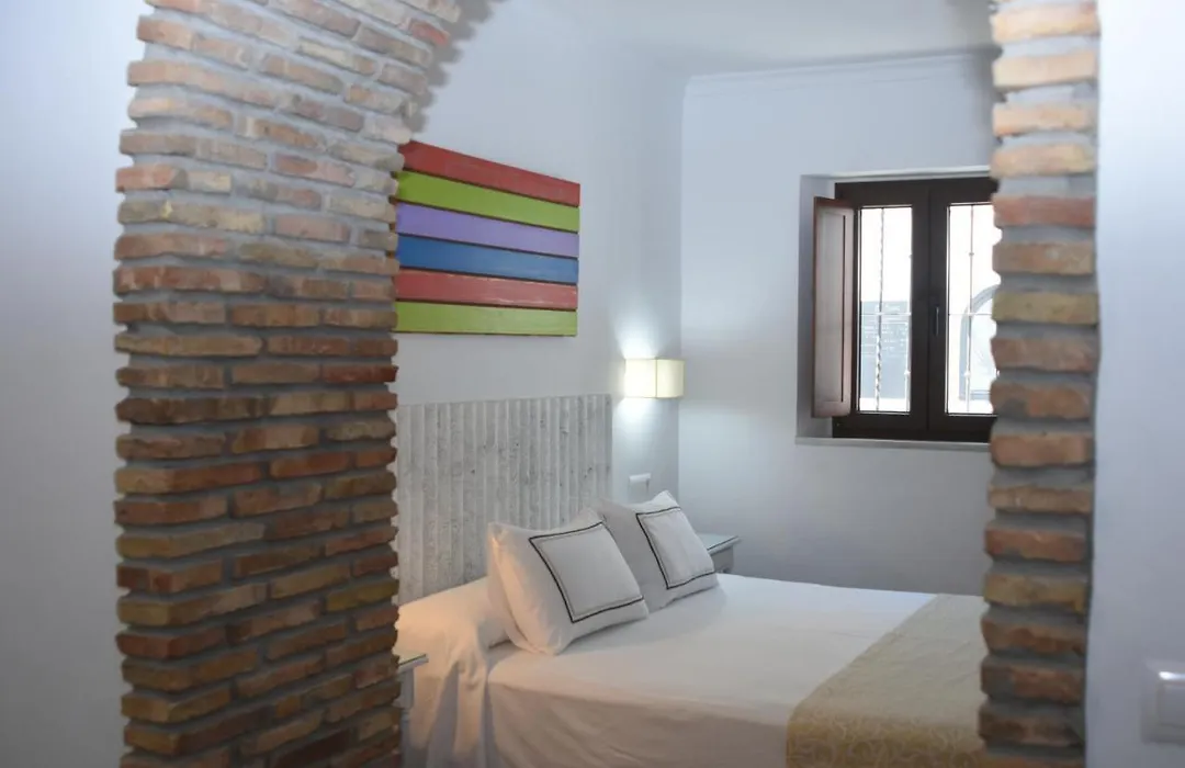Hostal Doña Lola Marina-1