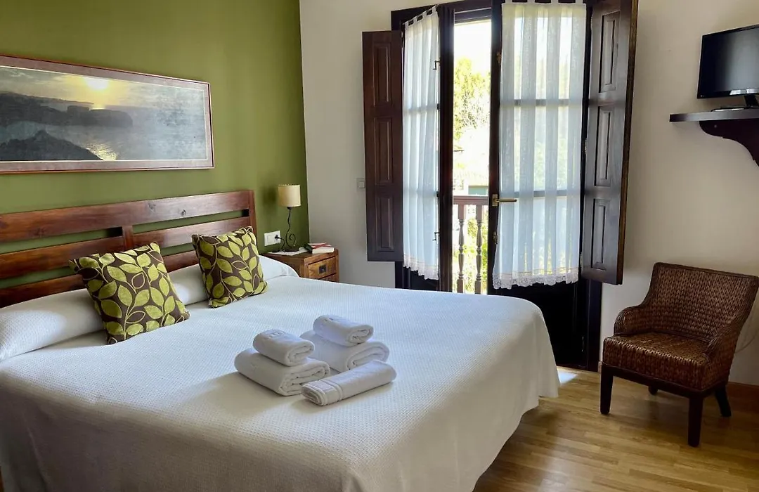 Hotel Rural El Texeu-1