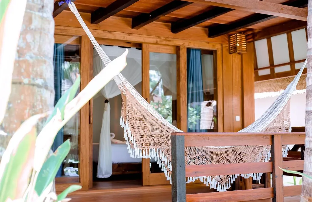 Island View Bar & Bungalow-1