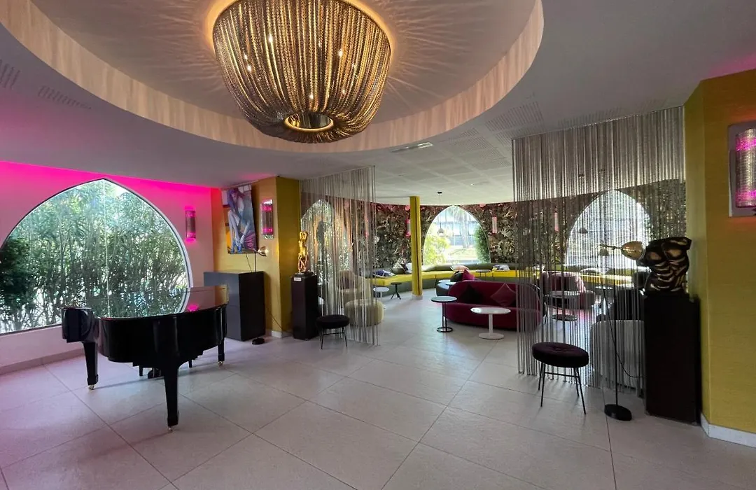Oz'Inn Hotel & Spa-1