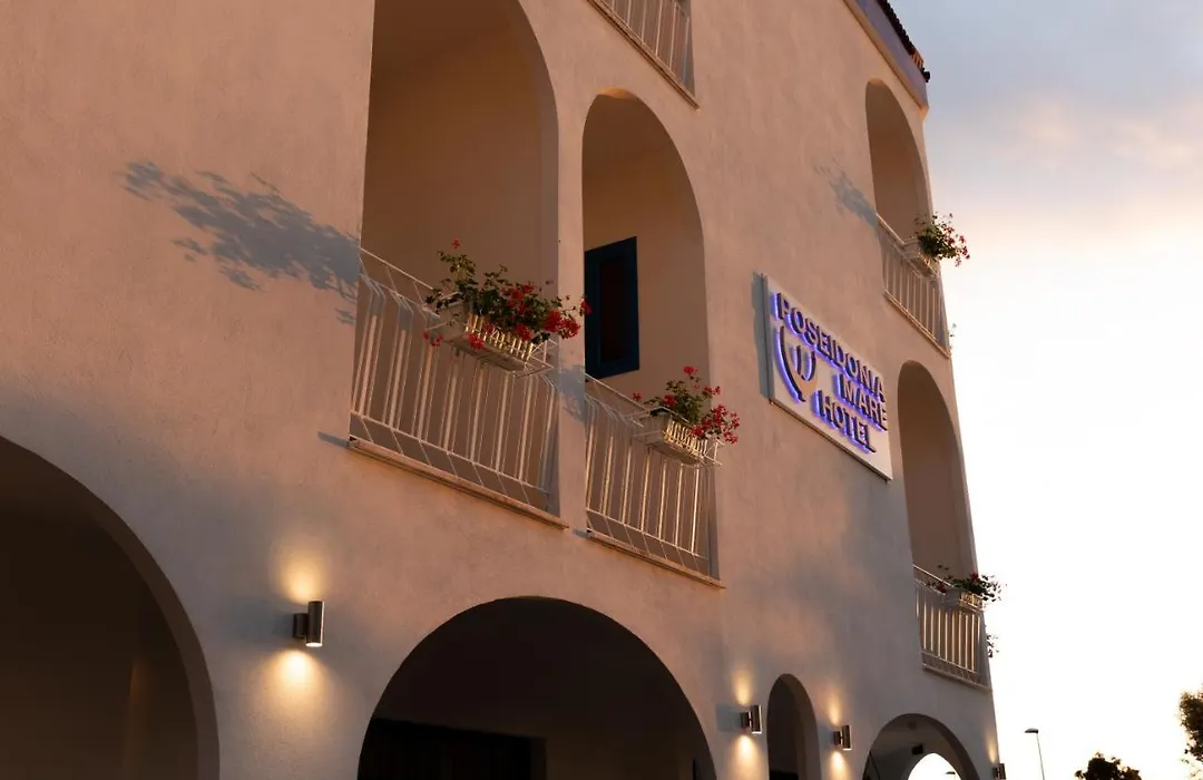Hotel Poseidonia Mare-1