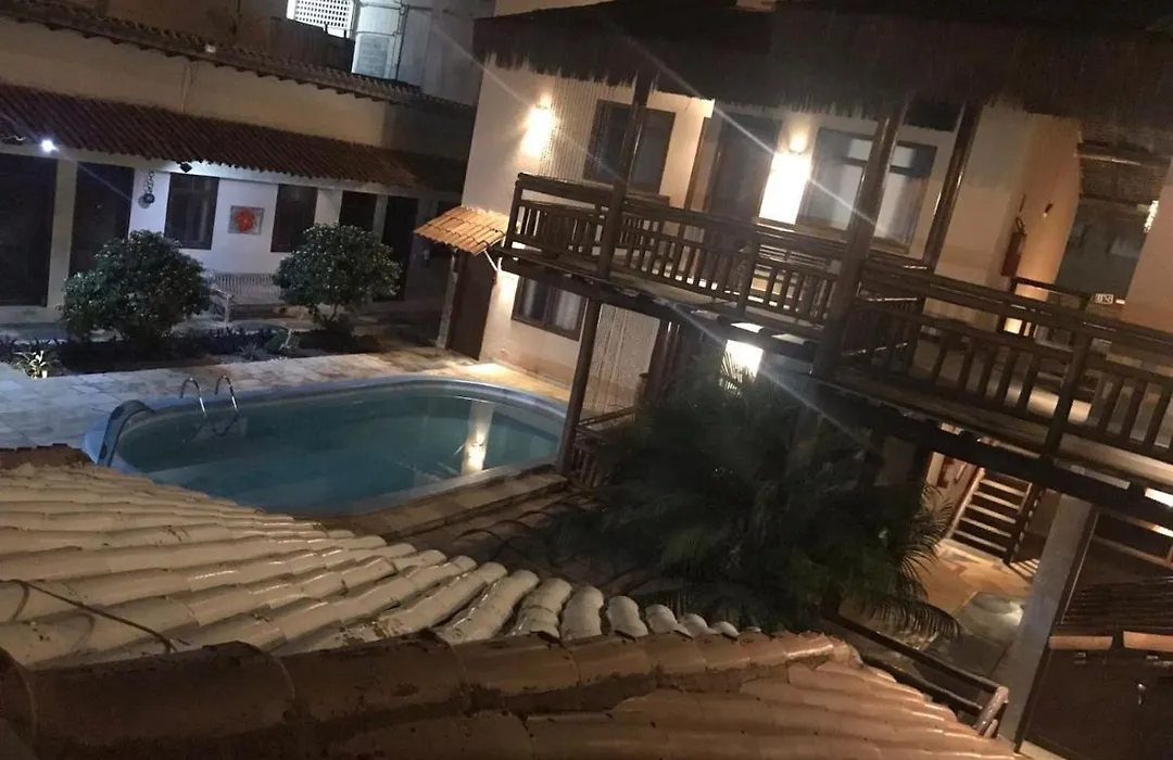 Pousada Capitaes De Areia-1