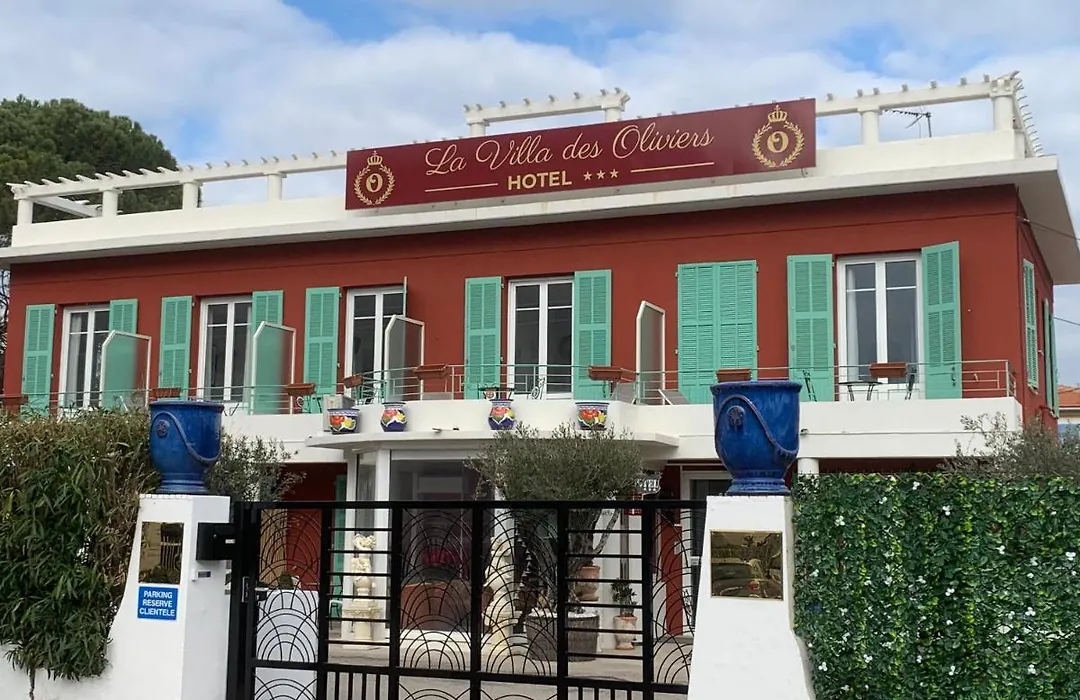 La Villa des Oliviers HOTEL DE CHARME-1