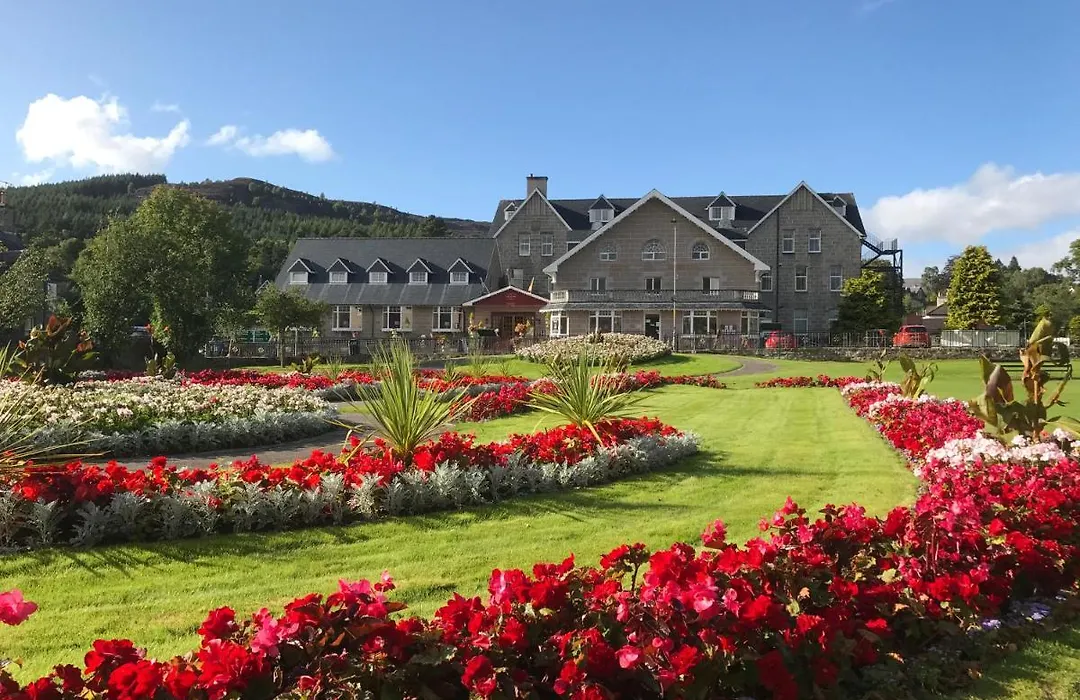 Duke Of Gordon Hotel-1