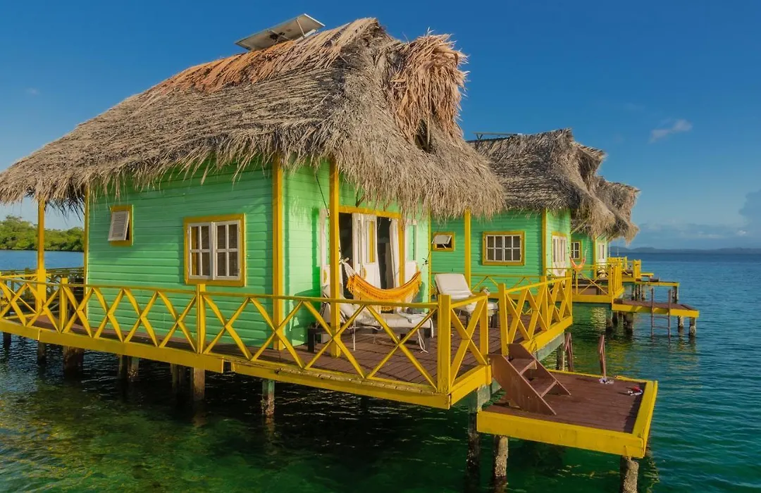 Punta Caracol Acqua Lodge-1