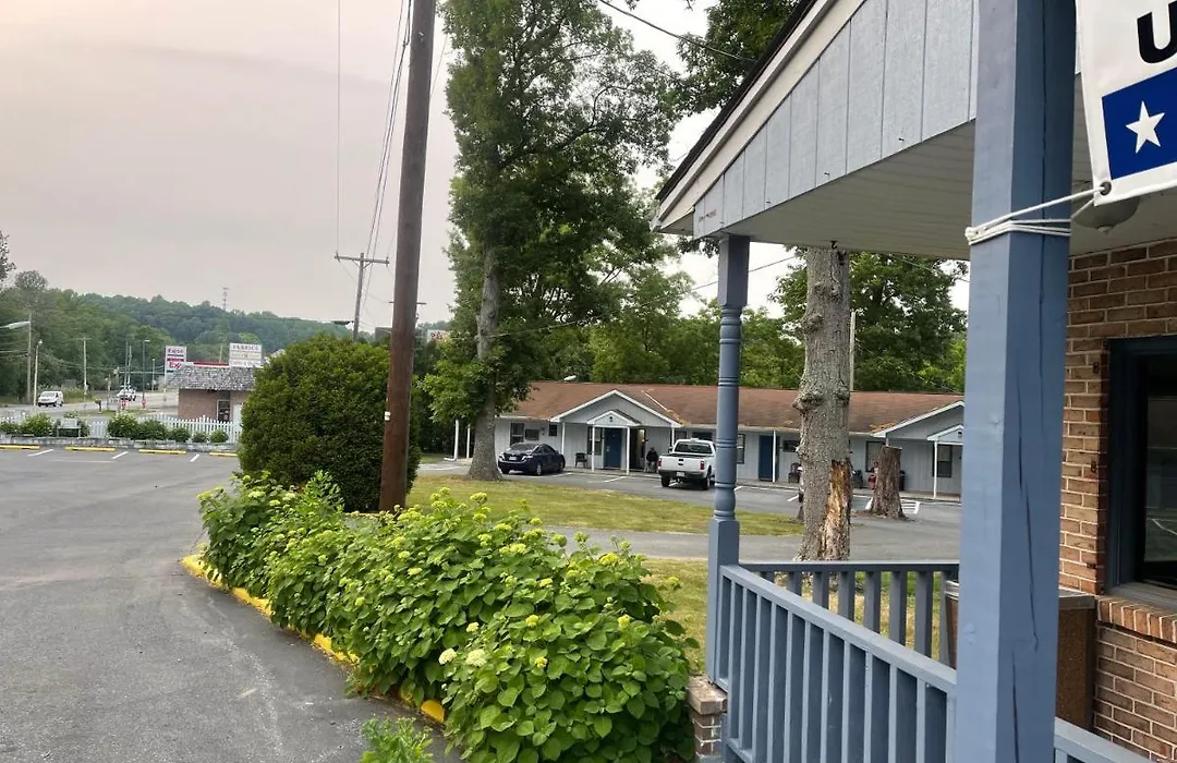 Pennswoods Inn-1