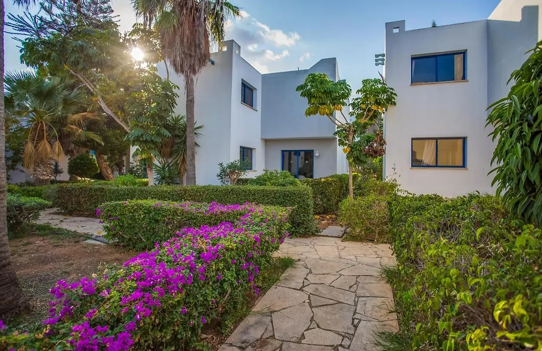 Marismare Apartments-1
