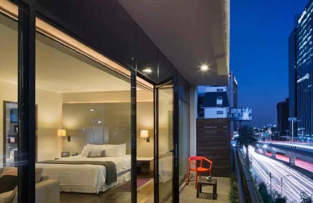 Las Suites Campos Eliseos-1