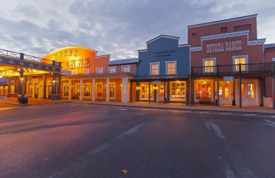 Disney Hotel Cheyenne-1