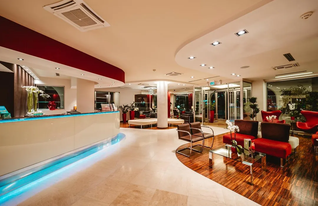 Jazz Hotel-1