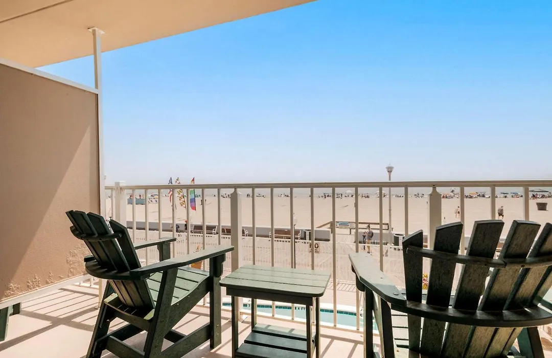 Comfort Inn Ocean City Boardwalk-1
