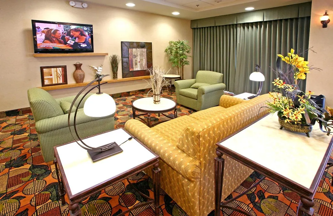 Holiday Inn Express Saltillo Zona Aeropuerto, an IHG Hotel-1