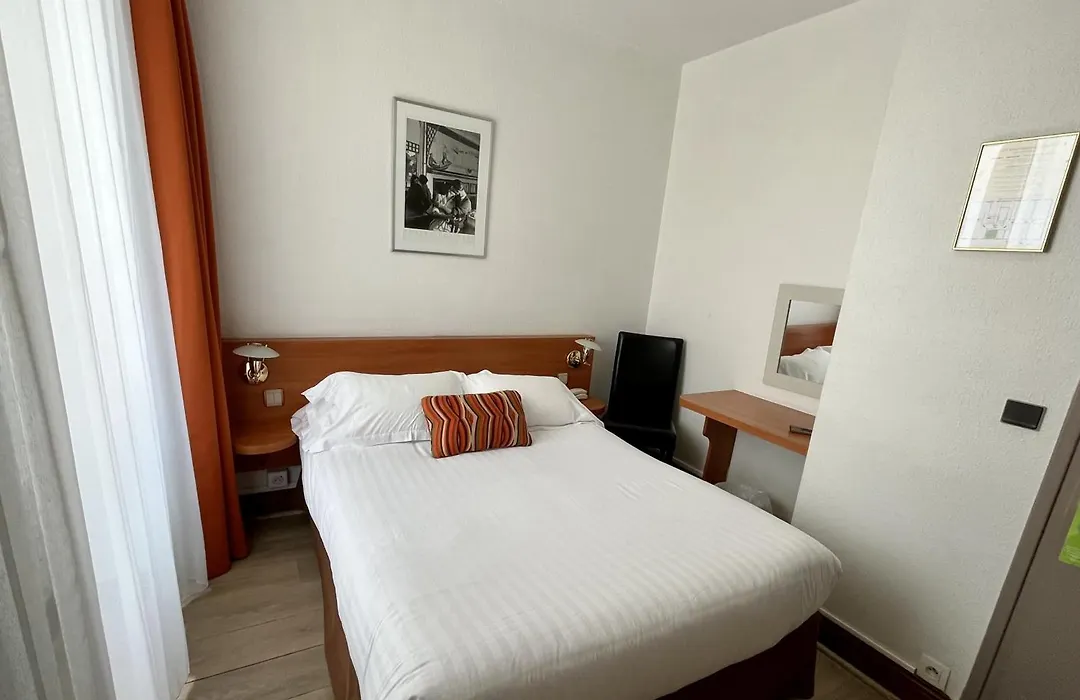 Hotel Colbert-1