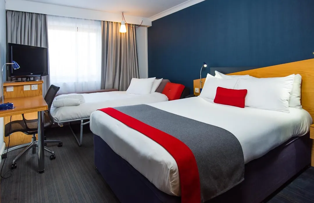 Holiday Inn Express East Midlands Airport By Ihg-1