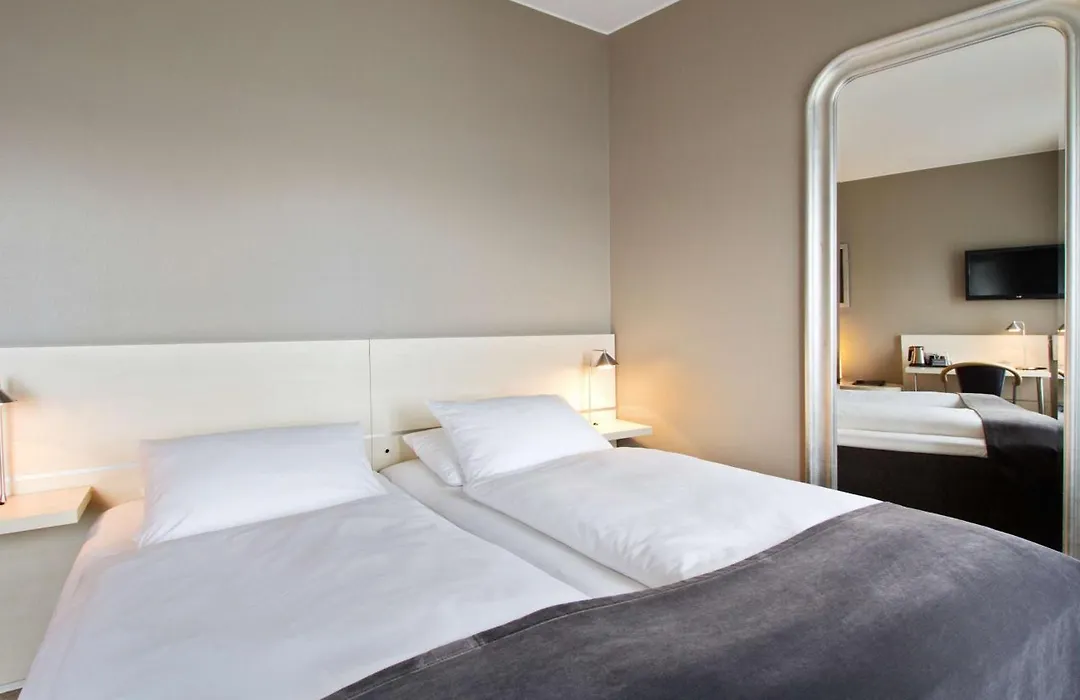 Hotel Kronjylland-1