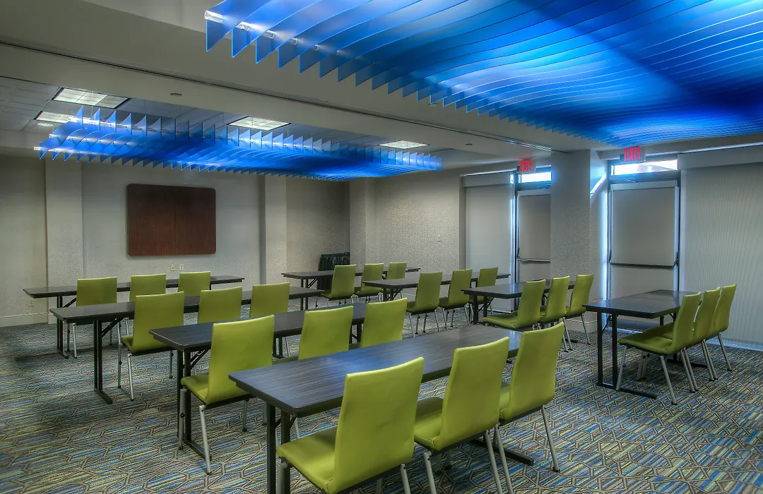 Holiday Inn Express & Suites Tempe By Ihg-1