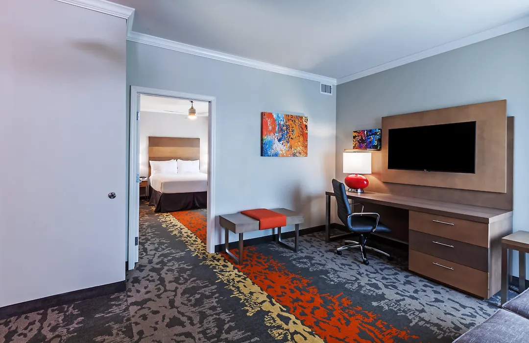 Holiday Inn Houston Ne-Bush Airport Area By Ihg-1
