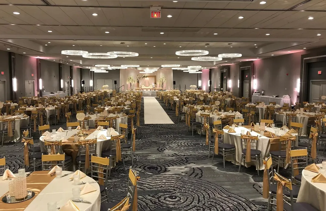 Holiday Inn Chicago Nw Crystal Lk Conv Ctr By Ihg-1