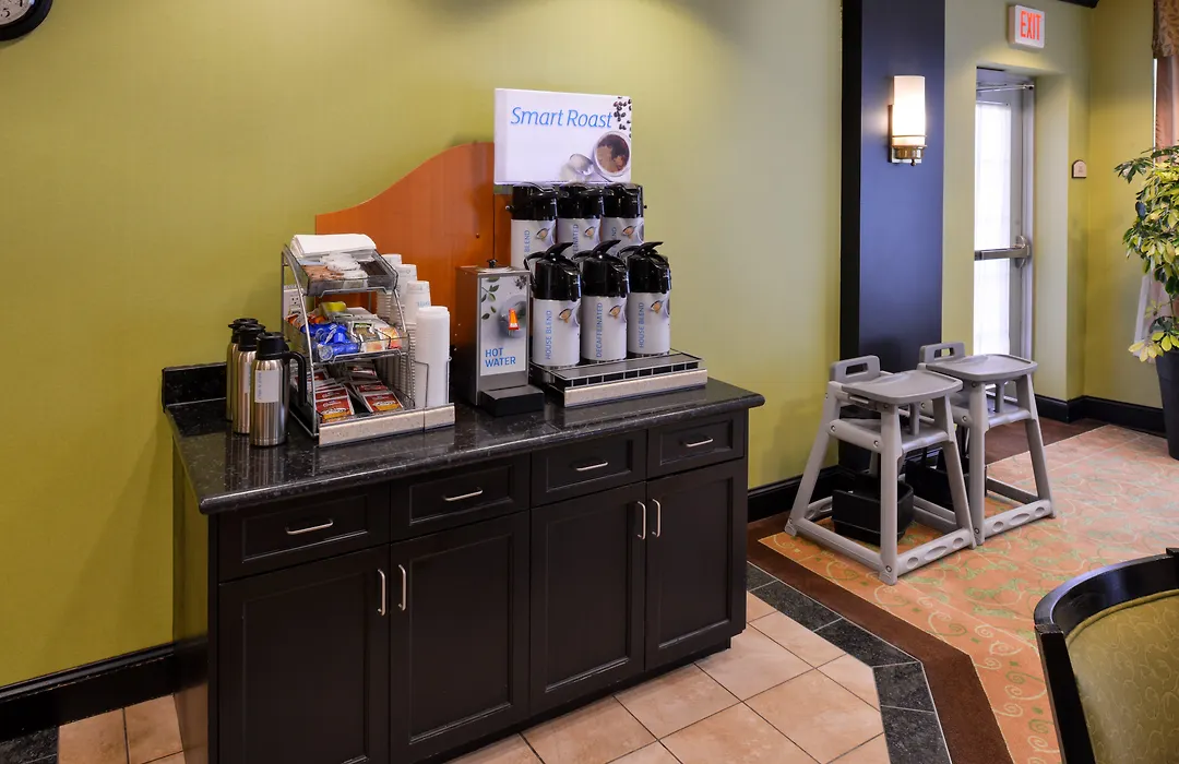 Holiday Inn Express & Suites Halifax Airport By Ihg-1