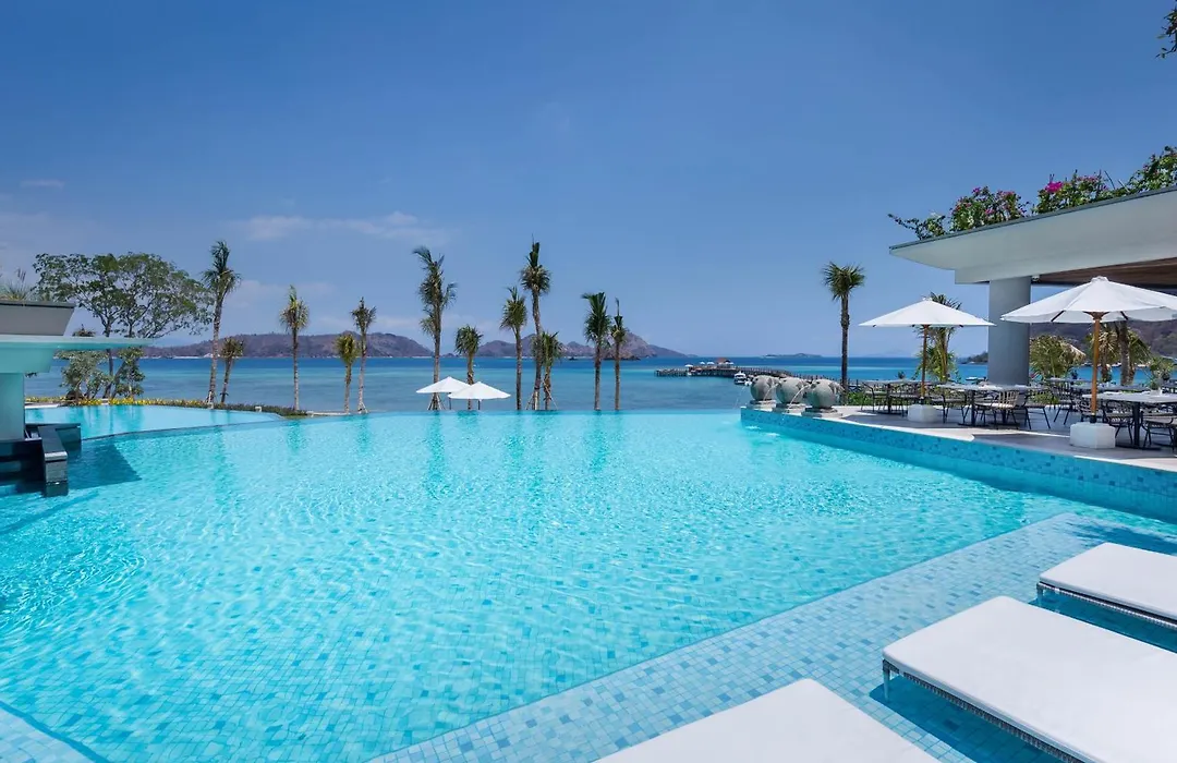 Ayana Komodo Waecicu Beach-1